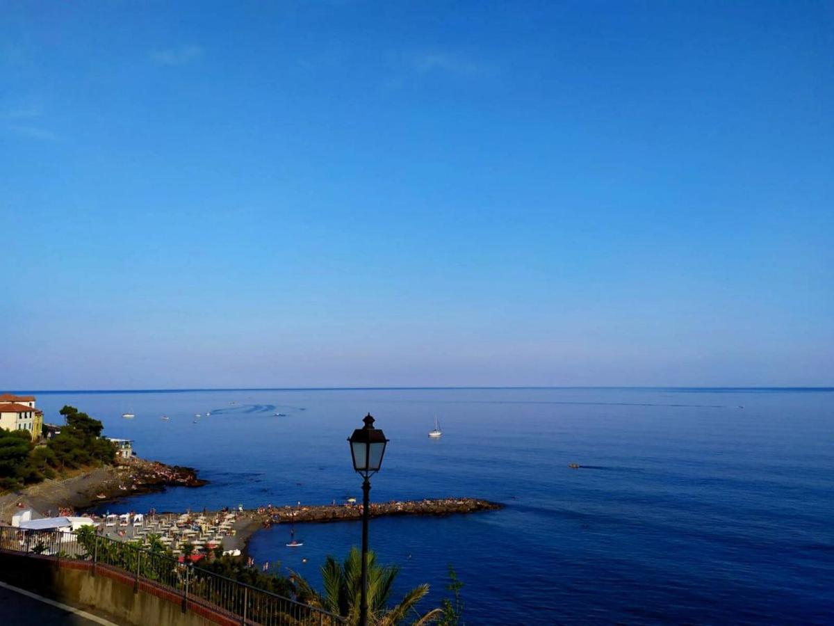 チェルヴォ Tra Il Borgo E Il Mare Bed & Breakfast エクステリア 写真